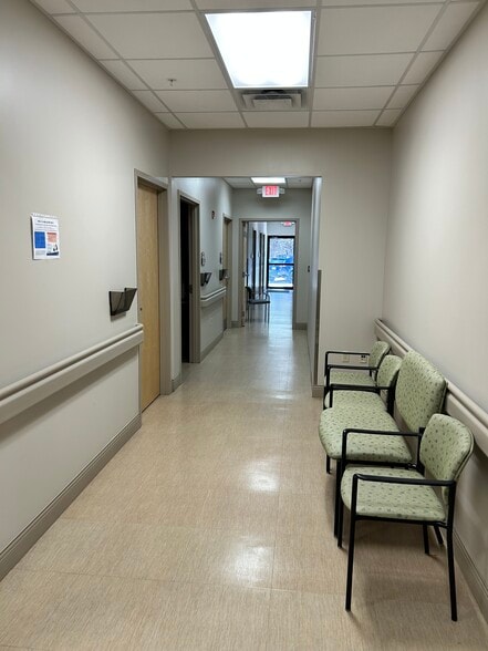 700 Technology Dr, Charleston, WV for sale - Building Photo - Image 3 of 19