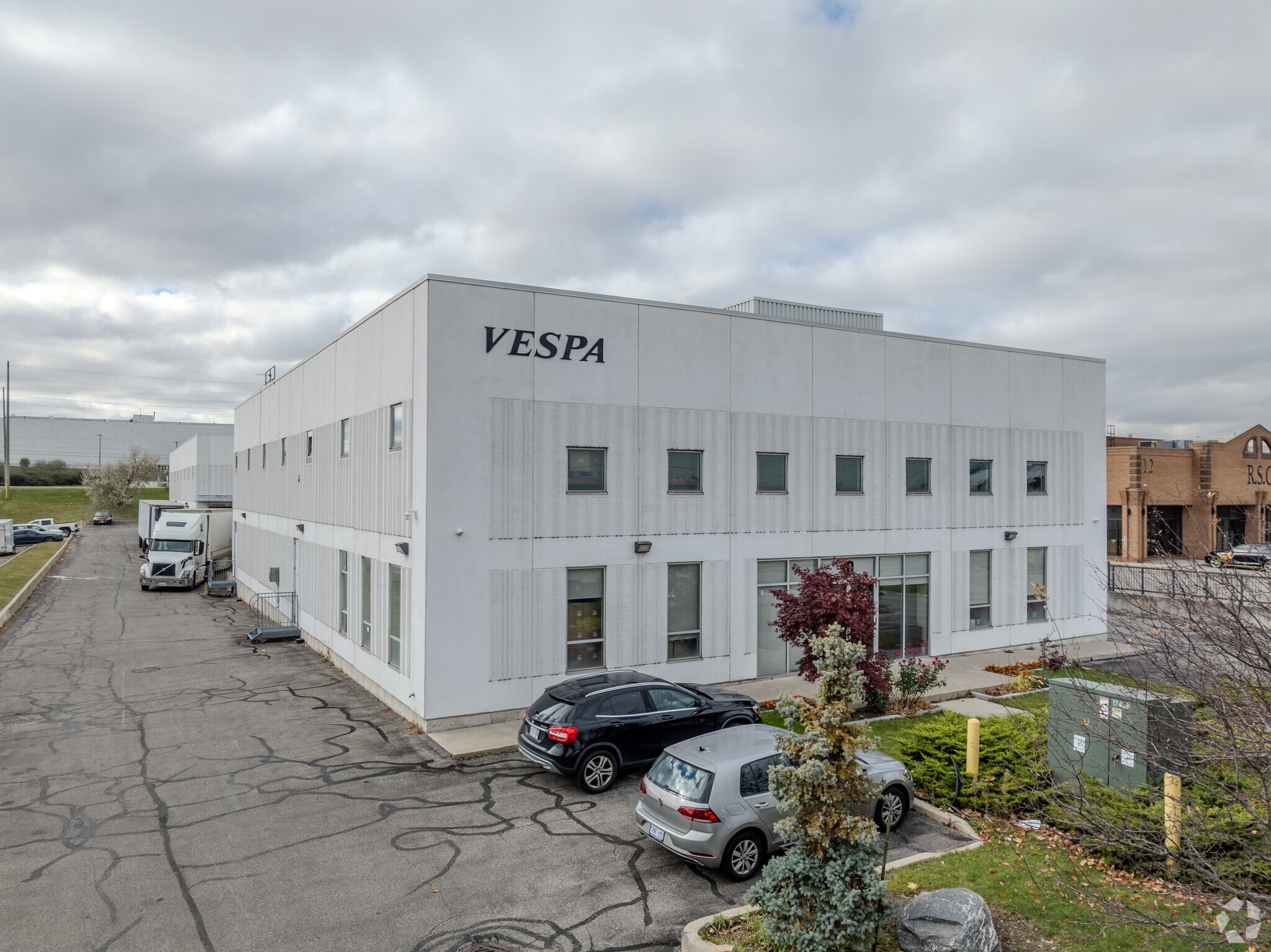 10 Automatic Rd, Brampton, ON for sale Primary Photo- Image 1 of 1