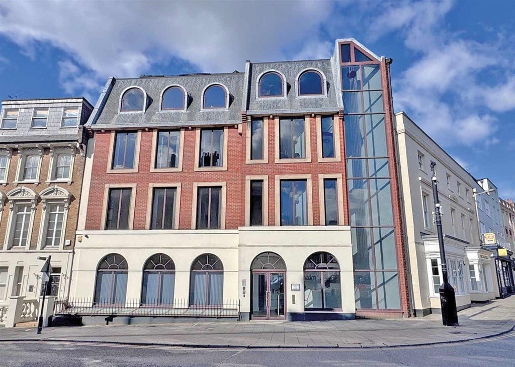 2-4 Sheet St, Windsor à vendre Photo principale- Image 1 de 15