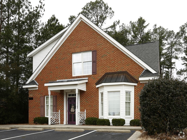 140-148 Woodridge Ct, Rocky Mount, NC for sale - Building Photo - Image 3 of 7