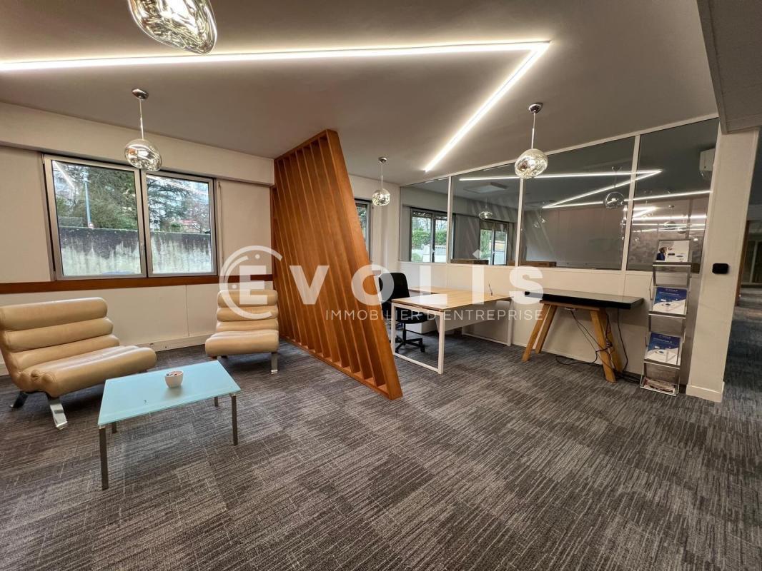 20 Chemin Louis Chirpaz, Écully for sale Interior Photo- Image 1 of 11