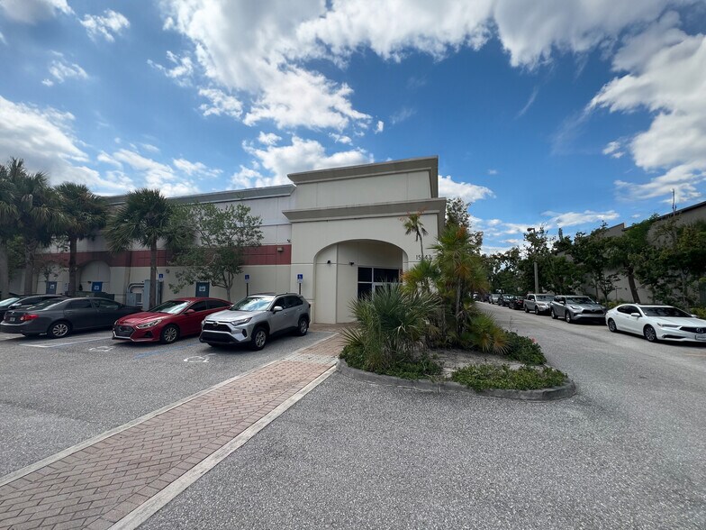 15843 Guild Ct, Jupiter, FL à vendre - Photo du bâtiment - Image 1 de 6