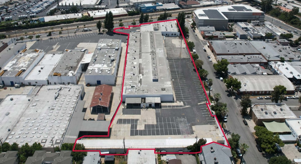 800 W Milford St, Glendale, CA for sale - Aerial - Image 2 of 13
