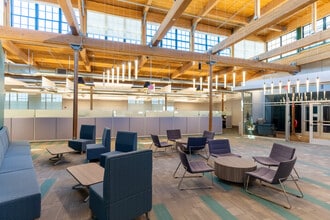 354 Merrimack St, Lawrence, MA à louer Photo intérieure- Image 2 de 9