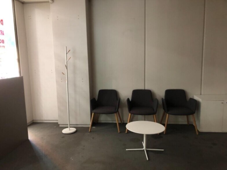 Retail in Córdoba for sale - Building Photo - Image 3 of 5