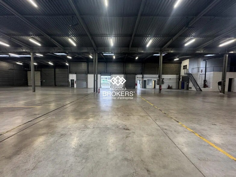 Industriel dans Louvres à louer - Photo intérieure - Image 2 de 7