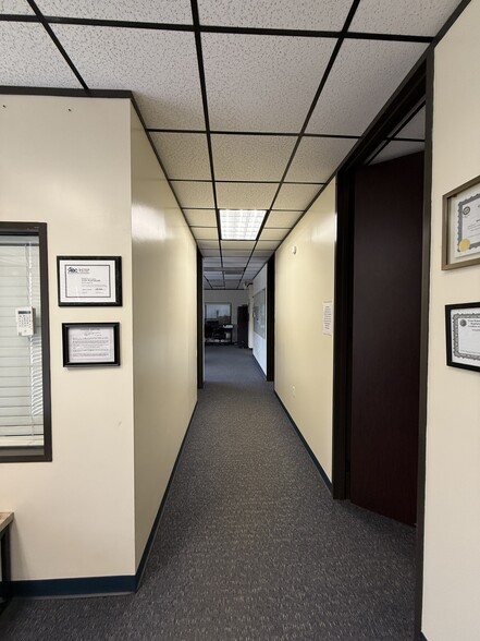 6614 Bourgeois Rd, Houston, TX for lease - Interior Photo - Image 3 of 8