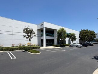 Plus de détails pour 15291 Barranca Pky, Irvine, CA - Industriel à louer