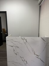 1232 E Broadway Rd, Tempe, AZ à louer Photo intérieure- Image 2 de 8