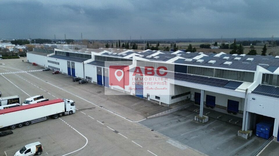 Flex in Nîmes for lease - Building Photo - Image 3 of 10