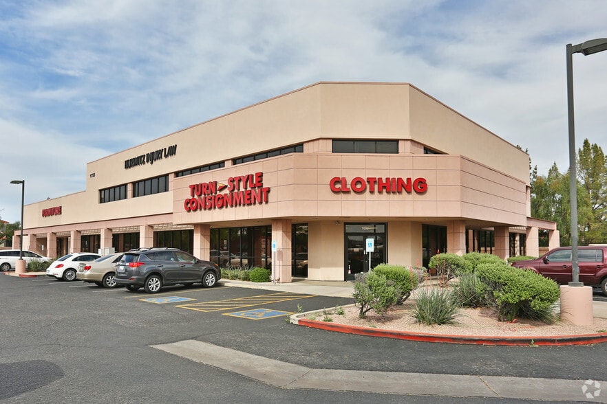 1755 S Val Vista Dr, Mesa, AZ for lease - Primary Photo - Image 1 of 1