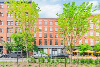 Plus de détails pour 25-27 Peck Slip, New York, NY - Commerce de détail à louer