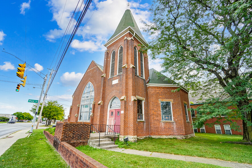 3300 Cleveland Ave, Columbus, OH à vendre - Photo du bâtiment - Image 1 de 1