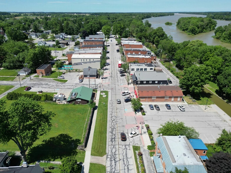 24098 Front St, Grand Rapids, OH for sale - Building Photo - Image 3 of 14