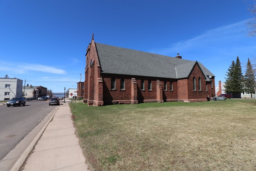 620 3rd Ave W, Ashland, WI for sale - Building Photo - Image 2 of 34