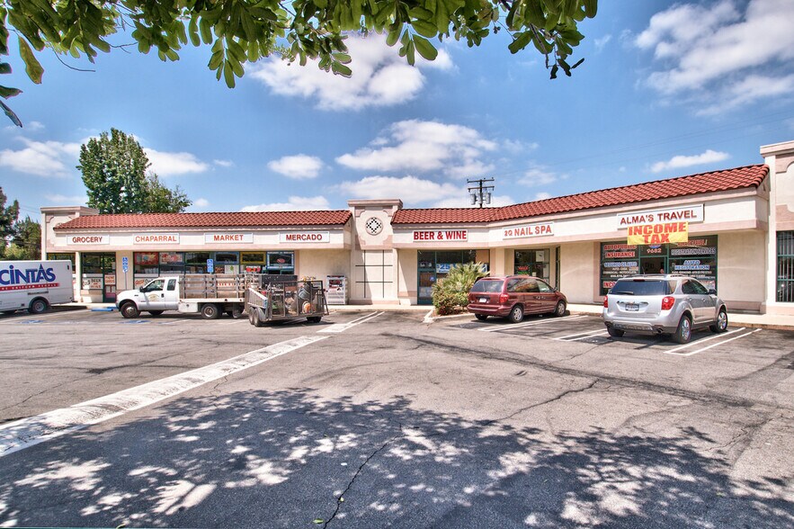 9680-9686 Central Ave, Montclair, CA à louer - Photo du bâtiment - Image 3 de 9