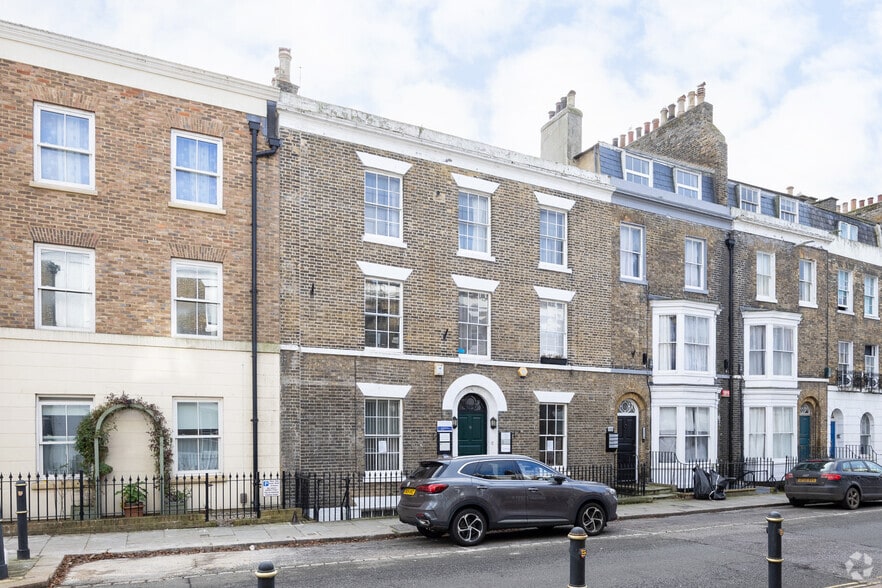 16 Castle St, Dover for lease - Building Photo - Image 1 of 2