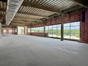 5012 S US Highway 75, Denison, TX for lease Interior Photo- Image 2 of 2