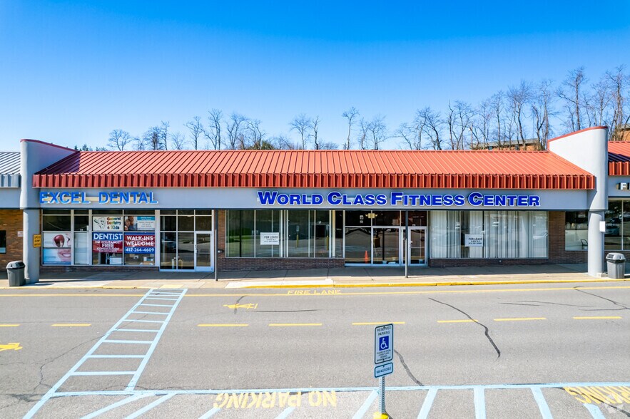 5920-5990 University Blvd, Coraopolis, PA à louer - Photo du bâtiment - Image 3 de 15