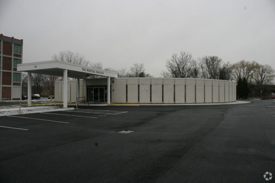 80 Congress St, Springfield, MA for sale - Building Photo - Image 2 of 10