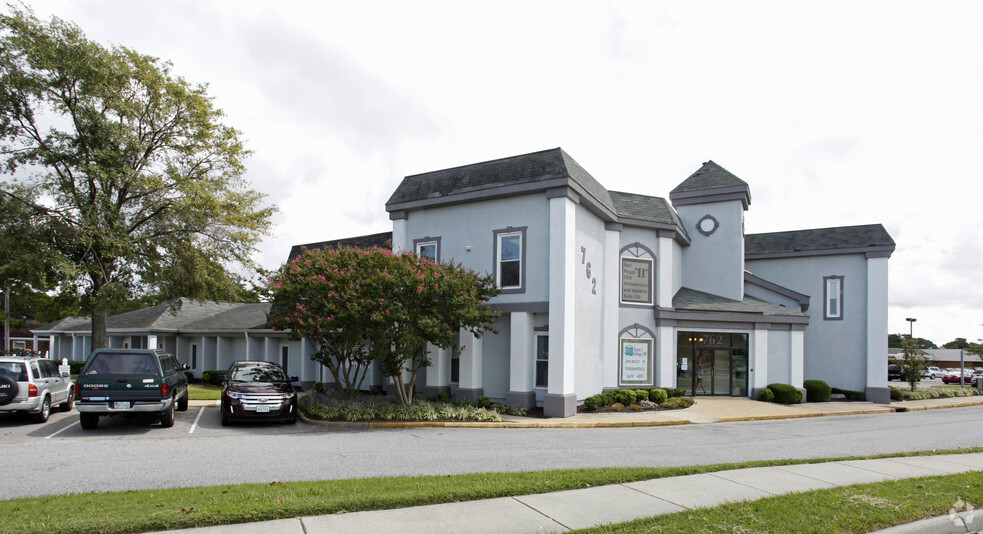 762-798 Independence Blvd, Virginia Beach, VA for lease - Primary Photo - Image 2 of 24