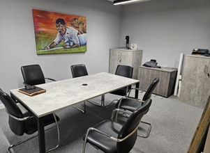 Cranmore Dr, Solihull à louer Photo intérieure- Image 1 de 3