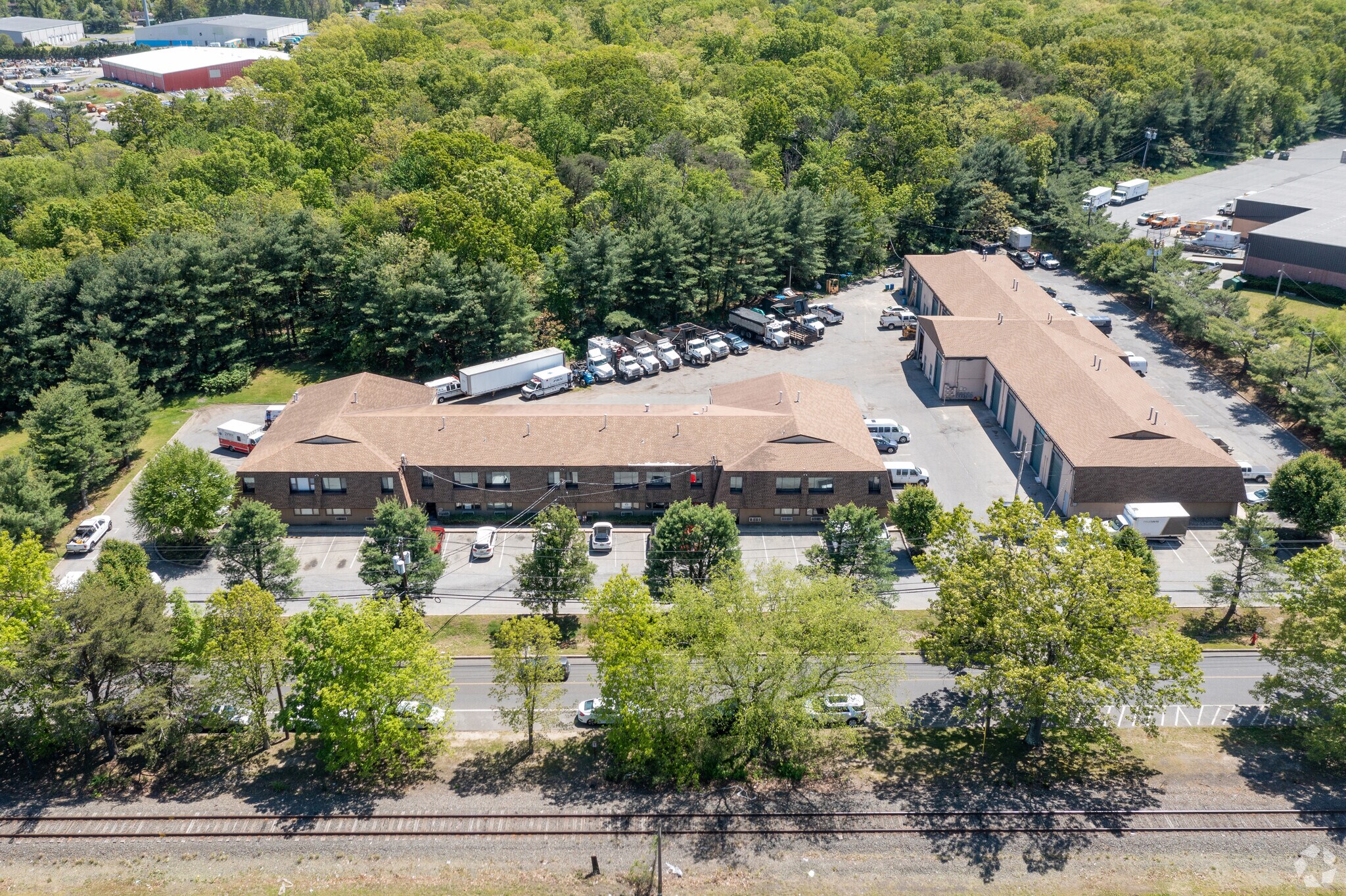 300-308 E Park Ave, Hainesport, NJ for lease Primary Photo- Image 1 of 10