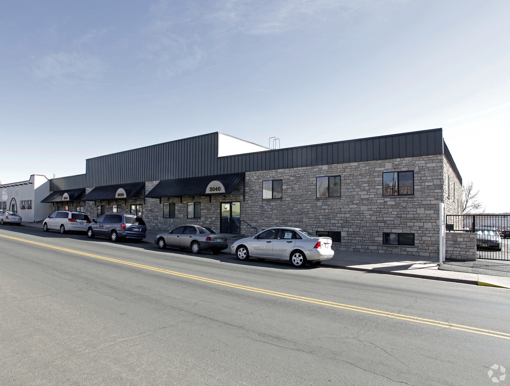 3020-3040 S Tejon St, Englewood, CO for lease Primary Photo- Image 1 of 5
