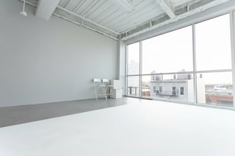 13 Grattan St, Brooklyn, NY for lease Interior Photo- Image 2 of 4