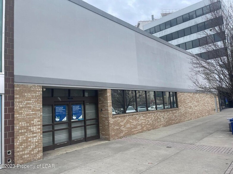 27-35 Public Sq, Wilkes Barre, PA for lease - Building Photo - Image 1 of 1