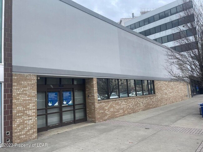 Plus de détails pour 27-35 Public Sq, Wilkes-Barre, PA - Commerce de détail à louer