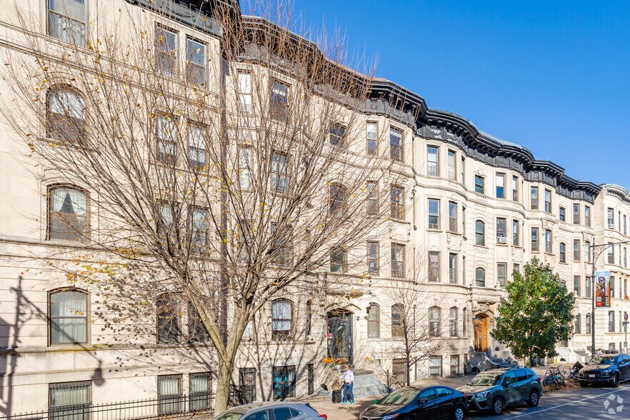 176 Prospect Park W, Brooklyn, NY à vendre - Photo du bâtiment - Image 3 de 22