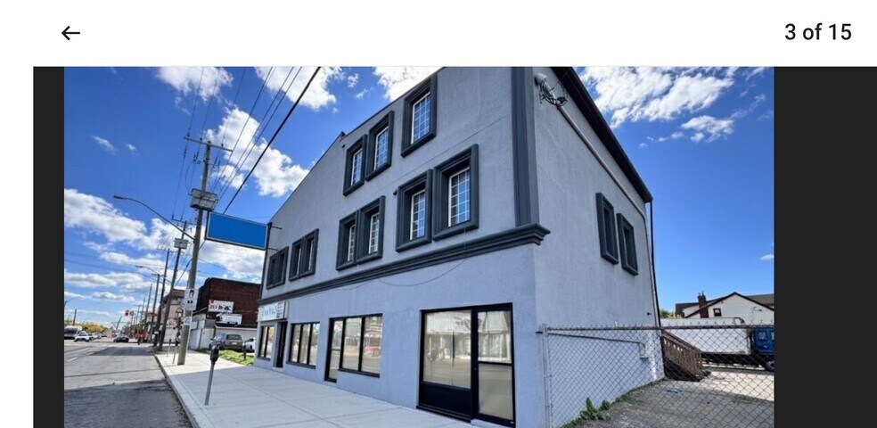 1068-1072 Barton St E, Hamilton, ON à louer - Photo du bâtiment - Image 2 de 2