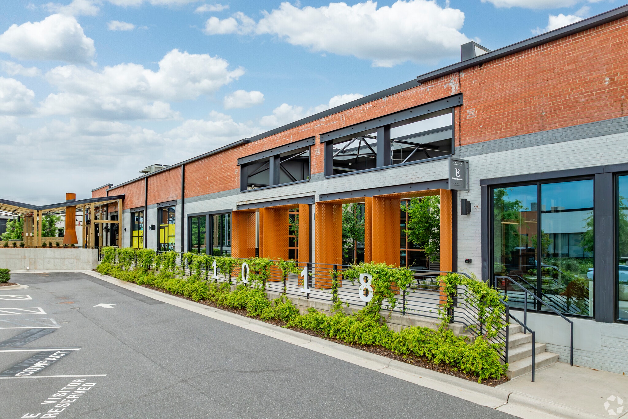 1018 Jay St, Charlotte, NC for lease Primary Photo- Image 1 of 11