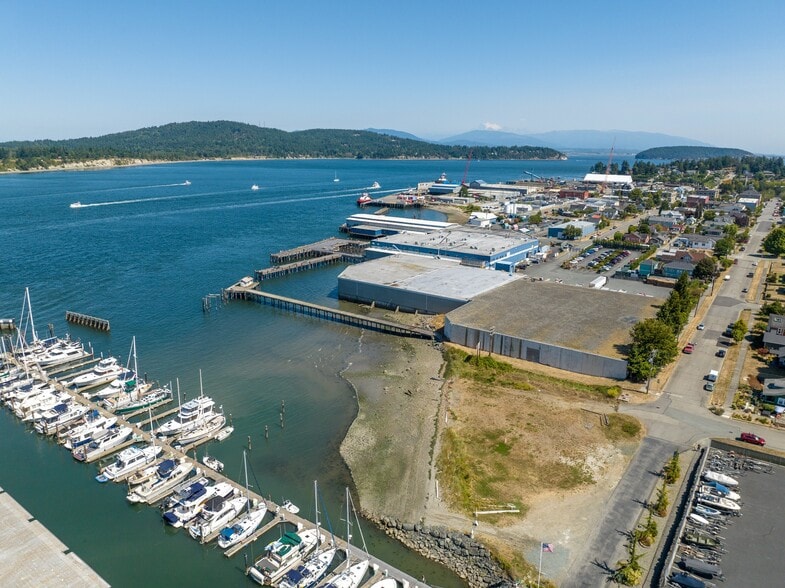 1502 5th St, Anacortes, WA for sale - Aerial - Image 1 of 14