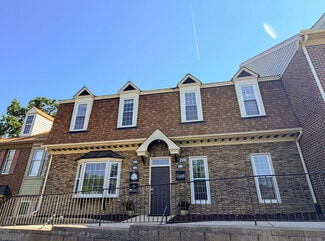 Plus de détails pour 211 E Six Forks Rd, Raleigh, NC - Bureau à vendre