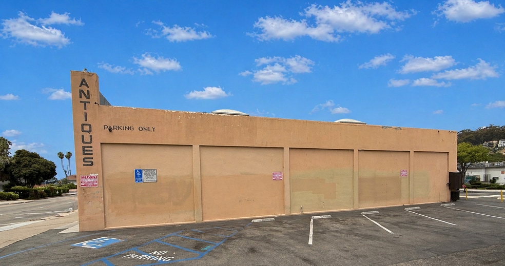 457 E Thompson Blvd, Ventura, CA à vendre - Photo du bâtiment - Image 3 de 10