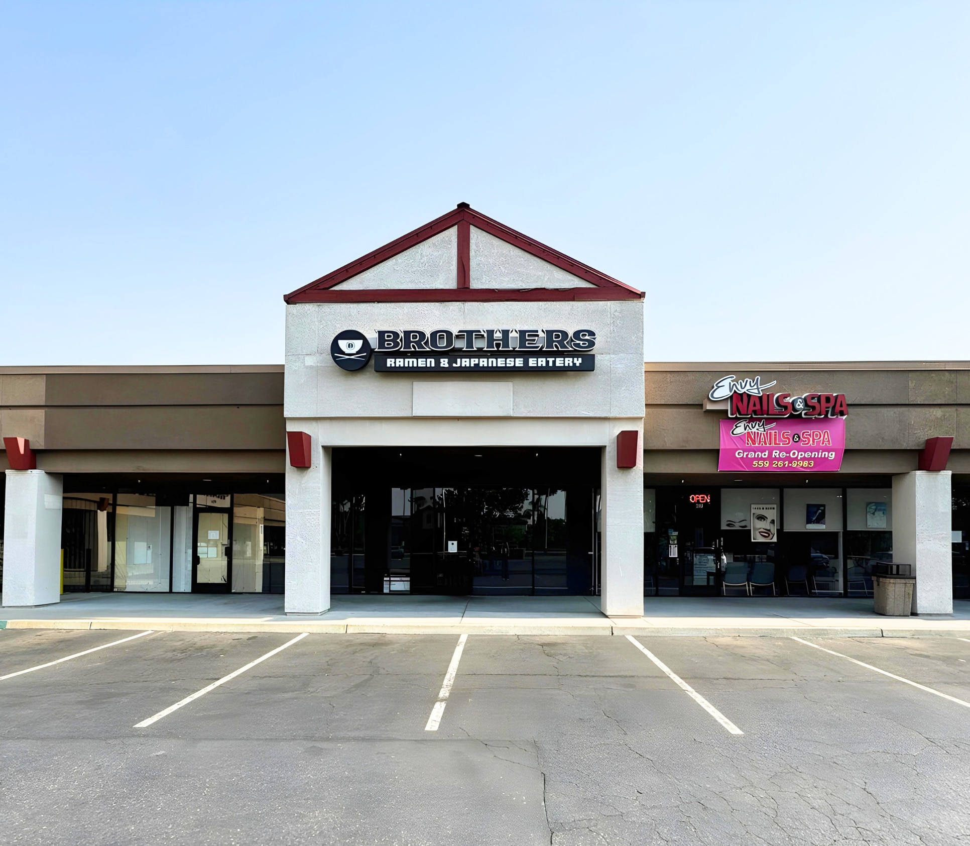 132 W Nees Ave, Fresno, CA for lease Building Photo- Image 1 of 6