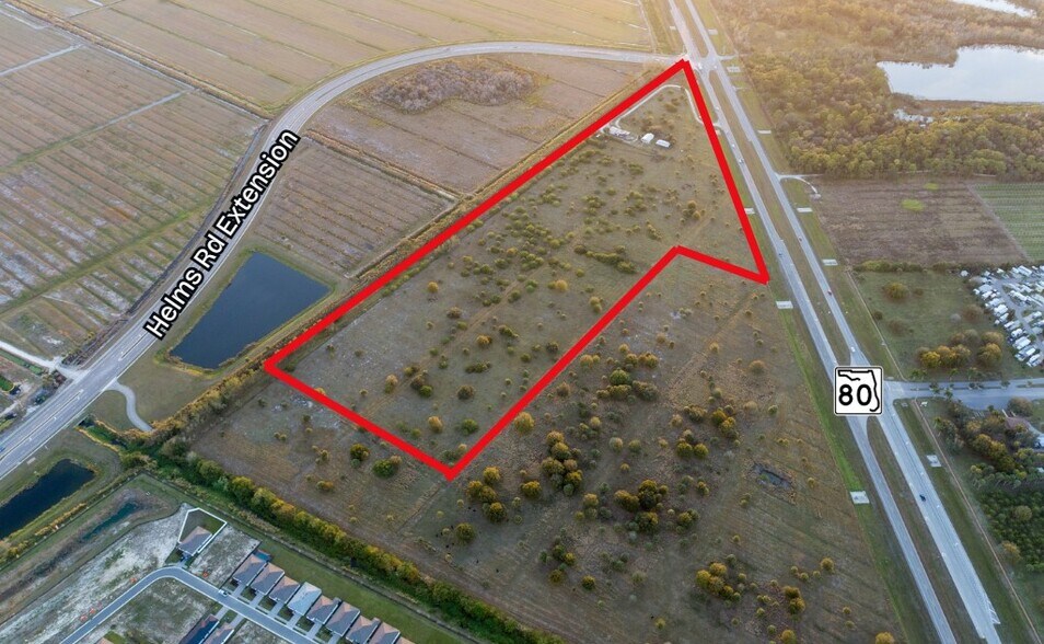 2549 W SR 80 2549 W SR 80, LaBelle, FL à vendre - Aérien - Image 2 de 21