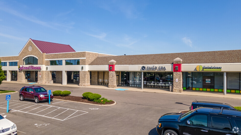 651-715 Lyons Rd, Dayton, OH for lease - Building Photo - Image 1 of 4