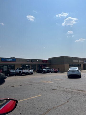 342-380 W Chrysler Dr, Belvidere, IL for lease - Building Photo - Image 2 of 25