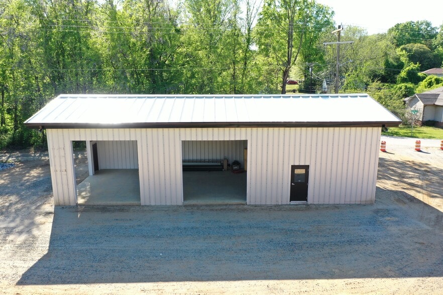 25 Marietta Pl NW, Concord, NC for lease - Building Photo - Image 2 of 13