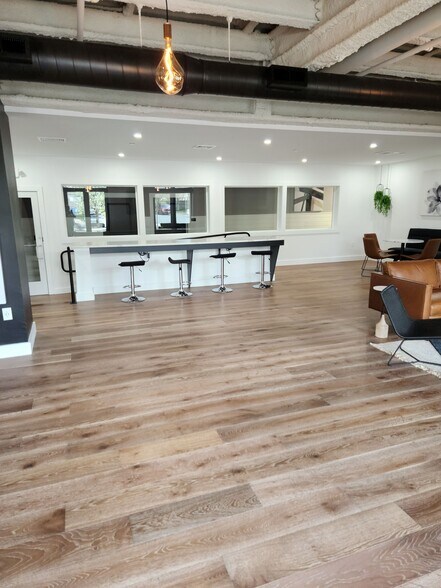 80-92 Bridge St, Dedham, MA à louer - Photo du bâtiment - Image 3 de 7