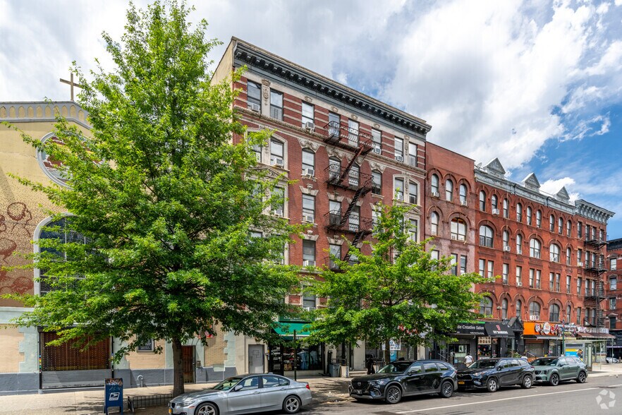 2228 Adam Clayton Powell Jr Blvd, New York, NY à vendre - Photo du bâtiment - Image 2 de 5