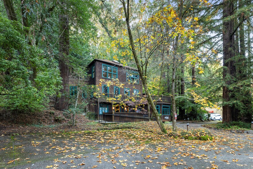 42 Miller Ave, Mill Valley, CA à vendre - Photo du bâtiment - Image 3 de 17