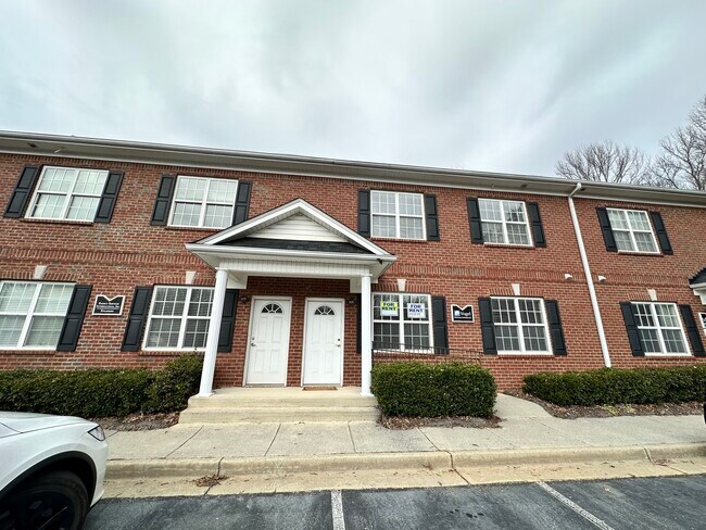 Plus de détails pour 1875 Old Alabama Rd, Roswell, GA - Bureau à vendre