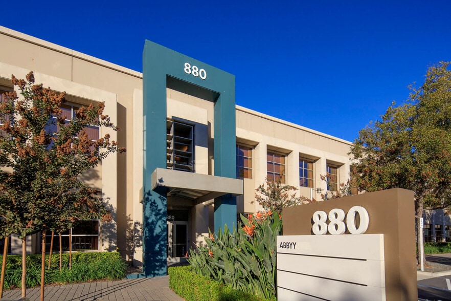 680 N McCarthy Blvd, Milpitas, CA for lease - Building Photo - Image 3 of 22