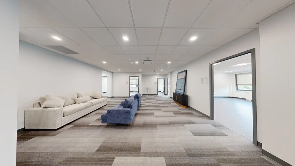 200 Mamaroneck Ave, White Plains, NY à louer - Numérisation 3D de Matterport - Image 2 de 29