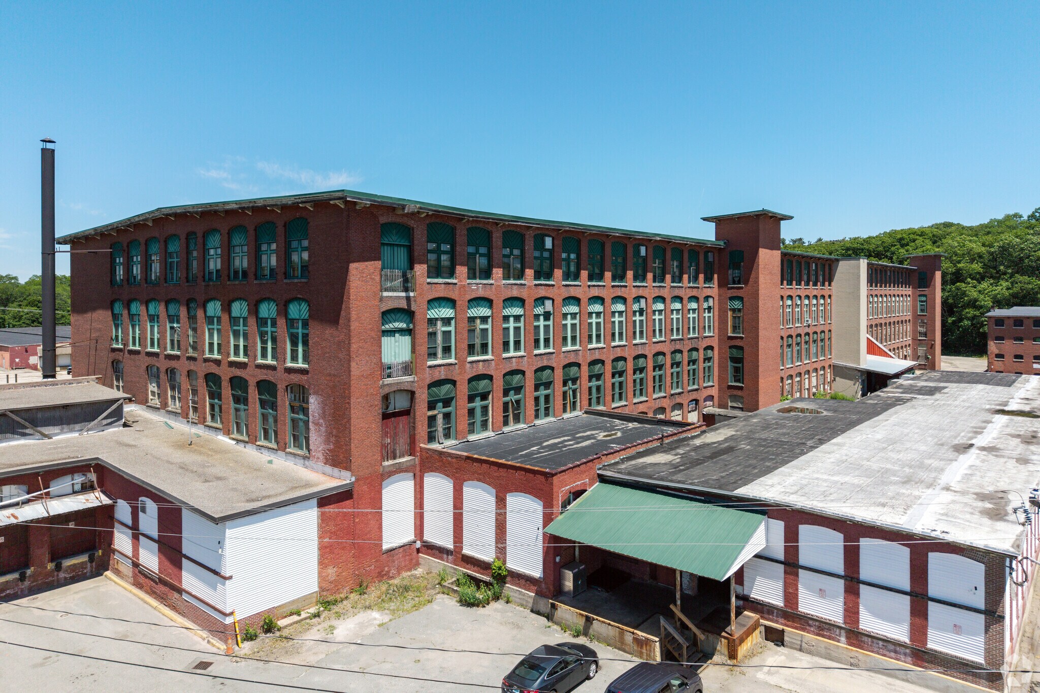159 Singleton St, Woonsocket, RI for lease Primary Photo- Image 1 of 11