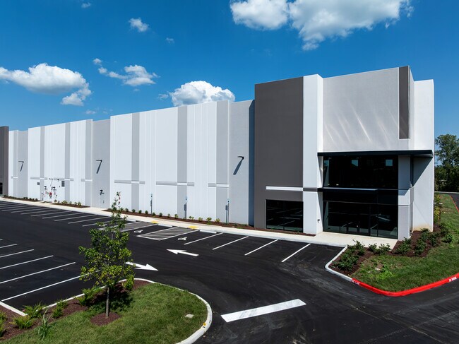 Plus de détails pour 230 Innovation Way, Hendersonville, TN - Industriel à louer
